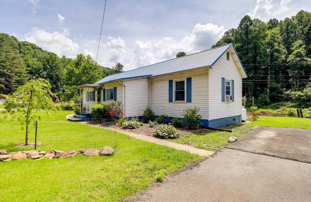 Riverfront Thorpe Vacation Rental with Fire Pit!