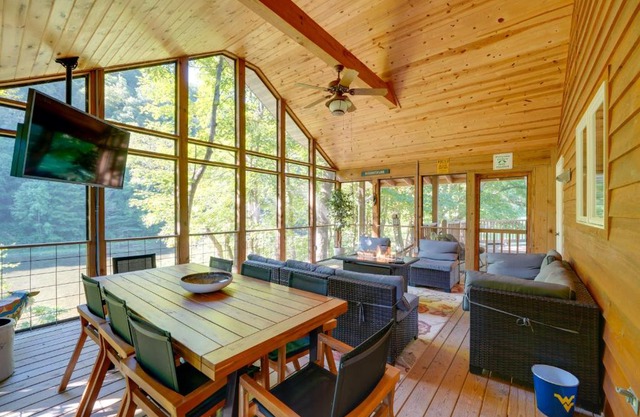 Riverfront West Virginia Cabin with Screened-In Deck
