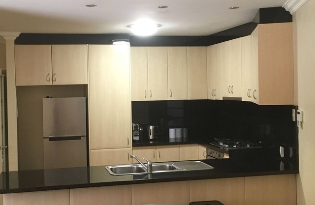 Rivervale Modern Townhouse 4x3