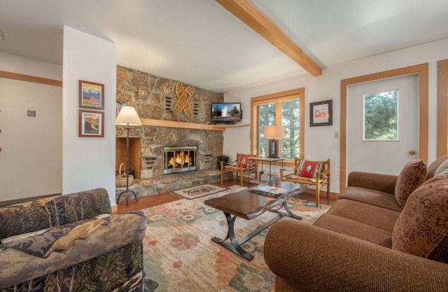 RMR: Rendezvous A3 Condo in Teton Village