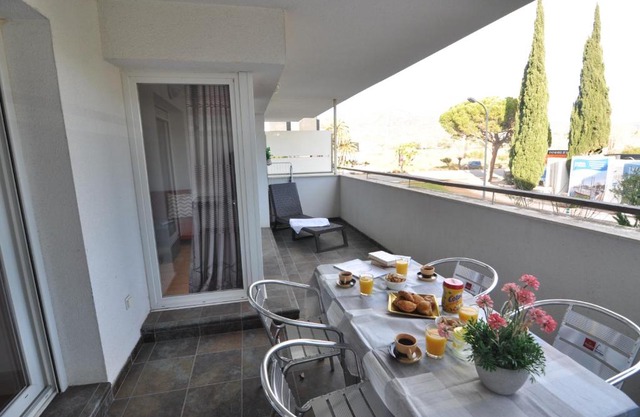 RNET - 130 Portomar Standart Roses