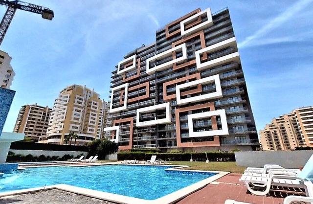 Rocha Tower 11A