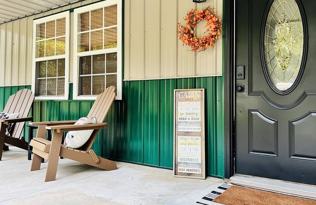 Rocky Top Cabin at Truman Lake, Peaceful Wooded Setting, Minutes to Lake Access