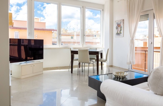 Roma per te - One Bedroom Apartment, Sleeps 4
