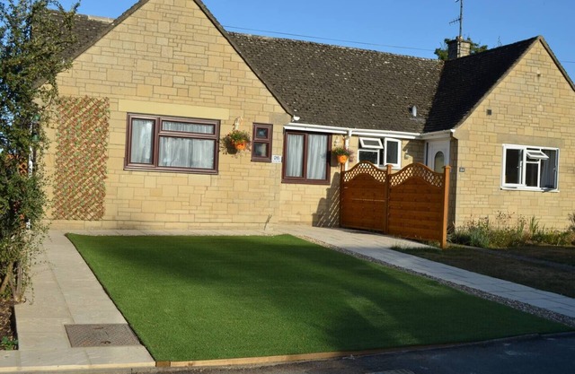 'Roman Villa' - Bourton-On-The-Water