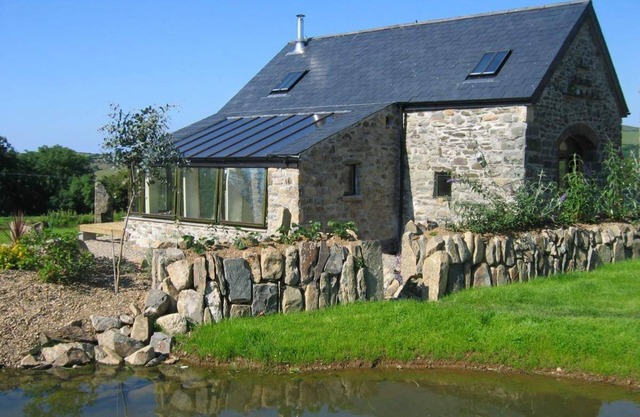 Romantic cosy cottage - a quiet retreat for nature lovers