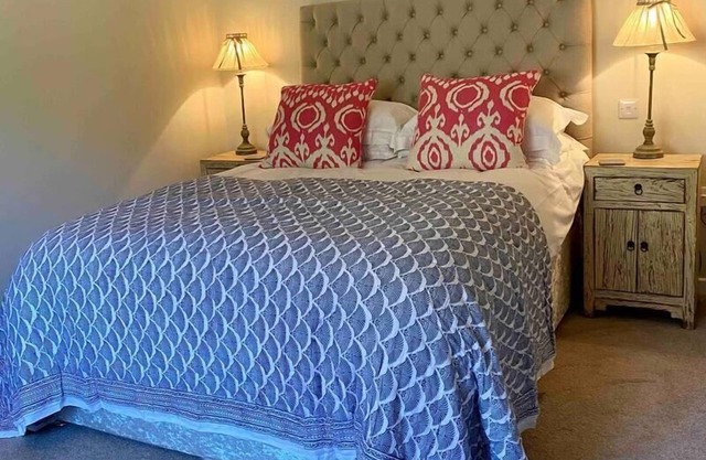 Romantic hideaway cottage, near Bridport, Dorset