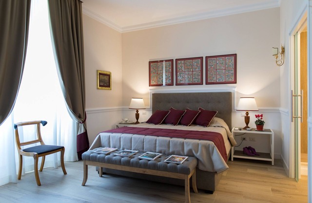 ROME BOUTIQUE APARTMENTS luxurious, just minutes from downtown and the Vatican.