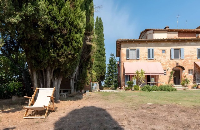 Room 'Family Suite' with Shared Pool, Terrace and Wi-Fi