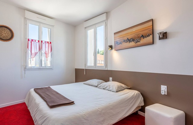 Room 'N°01' with Wi-Fi