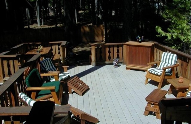 Roomy 5 BR/3 BA Great Location Tahoe City Home