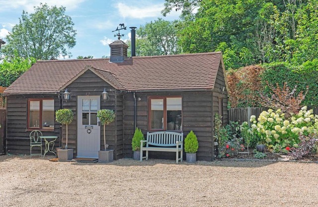 Rose Cottage - UK49048