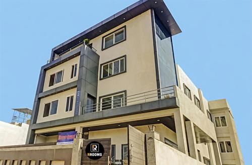 RROOMS Elite Hotel Ekana Grand