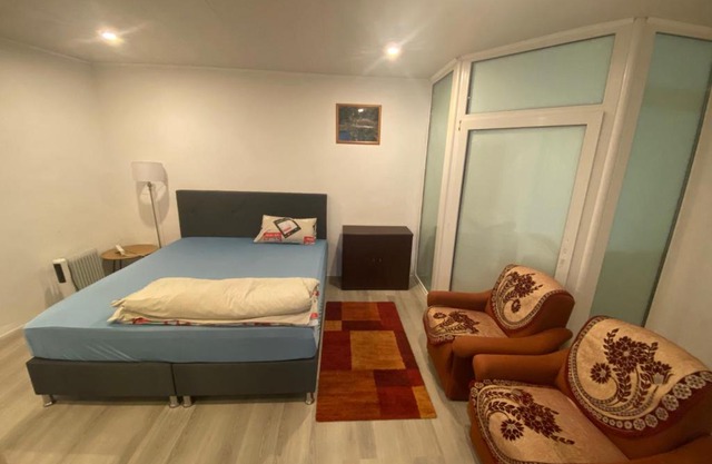 Ruhiges ein Zimmer Wohnung