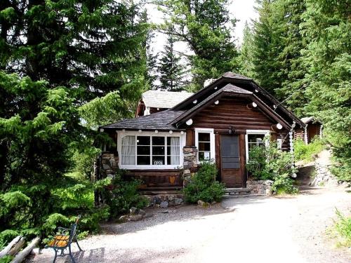 Rustic Family Cabin Nestled Among the Towering Trees in Idaho