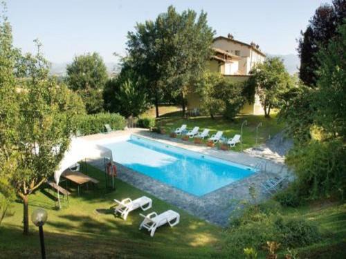 Rustic Holiday Home in Città di Castello with Swimming Pool