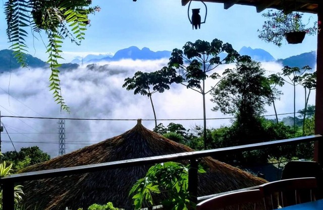 Rustic house with paradisiacal view to the Woman of Stone.