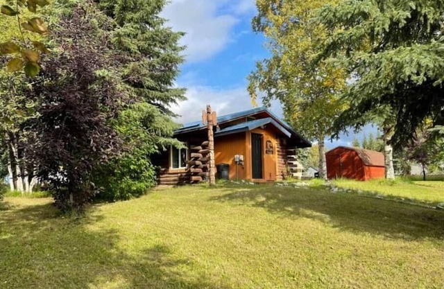 Rustic Modern Cabin in Town+WiFi+Trails+Fire Pit