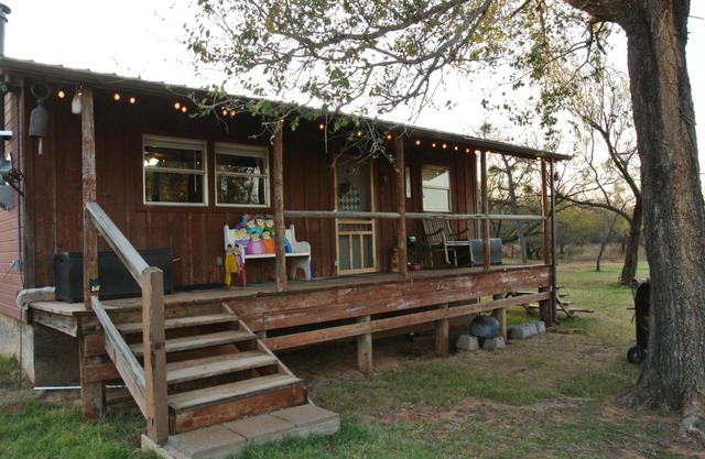 Rustic Red River Retreat