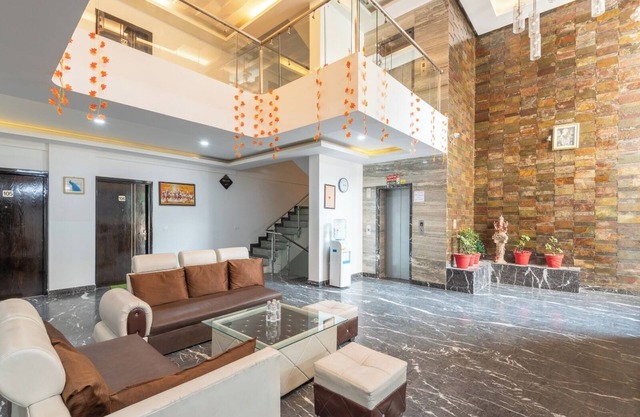 Saavi Hotel Huda City Centre