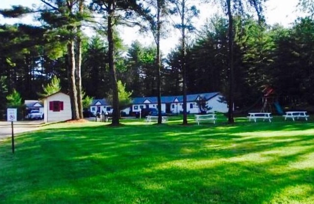 Saco River Motor Lodge & Suites