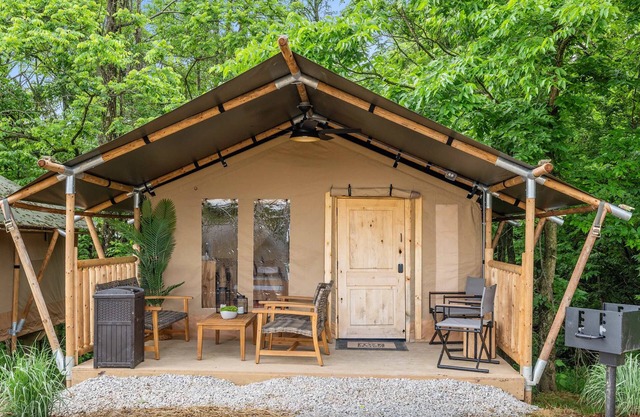 Safari Tent E at Eden Reserve - Near Ark