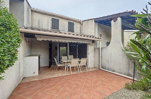Saintes-Maries-de-la-Mer, 4 pers, residence at Launes