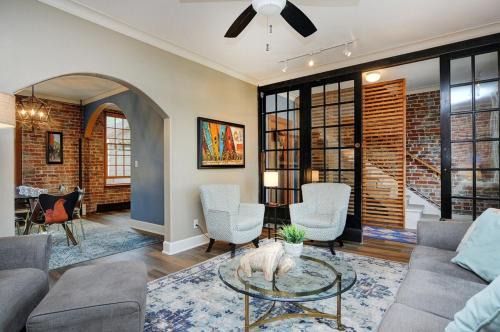 Salida Terrace House Str#447