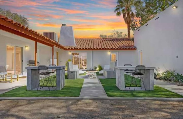 Salt Spa, Soaking Pool, Game Room, Gym & Views · Pine Desert Ranch