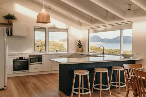 Saltair Freycinet