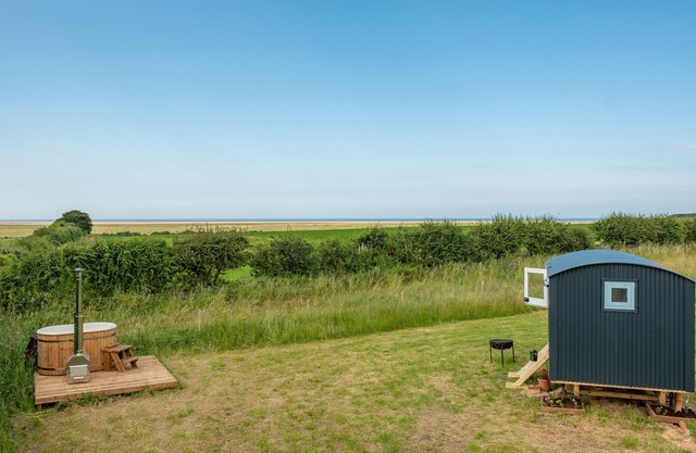 Saltmarsh Shepherds Hut