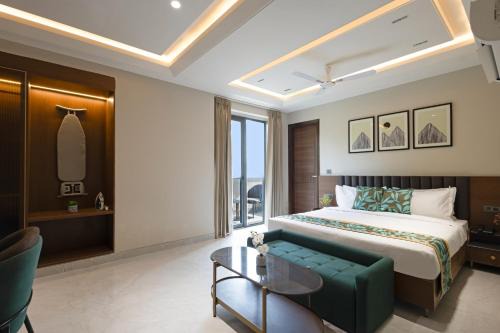 Saltstayz Premier - Naraina, Central Delhi