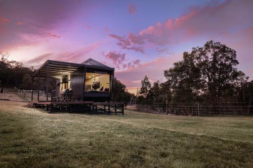 Sam the Tiny Cabin in Serpentine