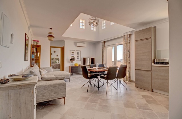 Samuel Penthouse
