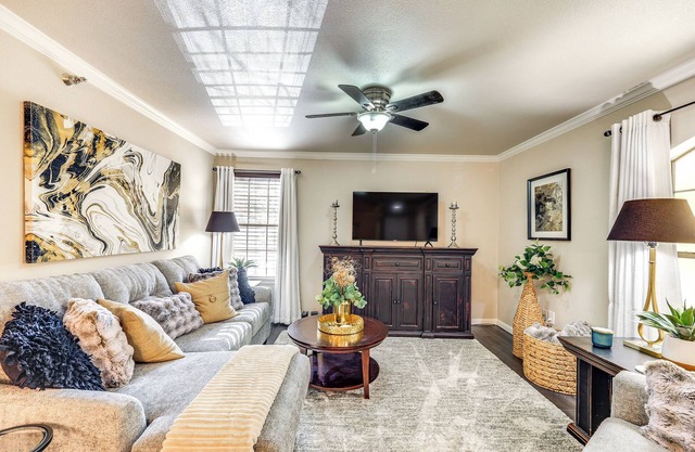 San Antonio Condo: 10 Mi to Dtwn!