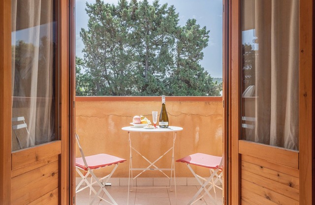 San Carlo Holiday Home near the Beach with Balcony