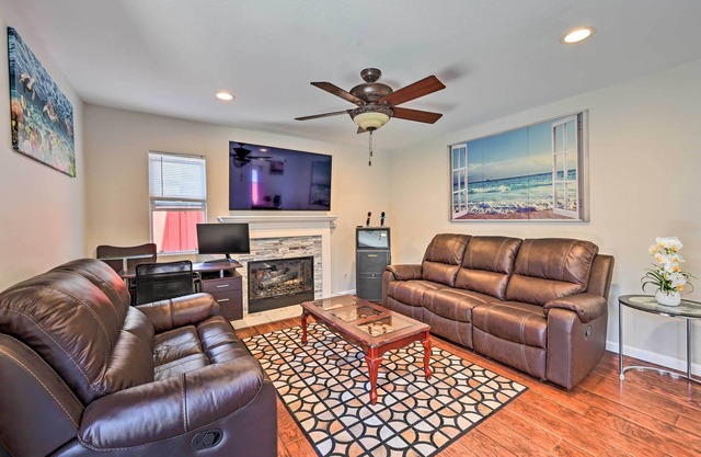 San Diego Sanctuary w/Hot Tub & Large Patio!