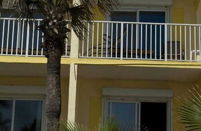 Sand Castle Motel