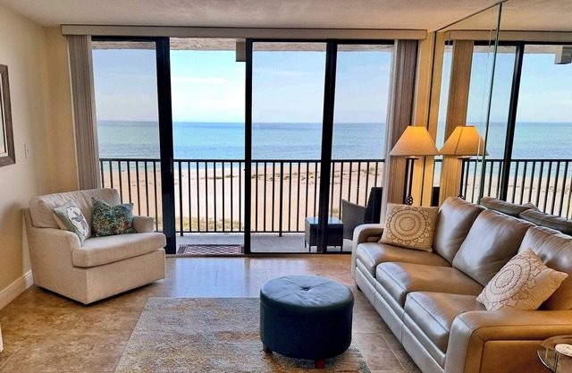 Sand Key Lighthouse Towers 2 Bedroom Beachfront