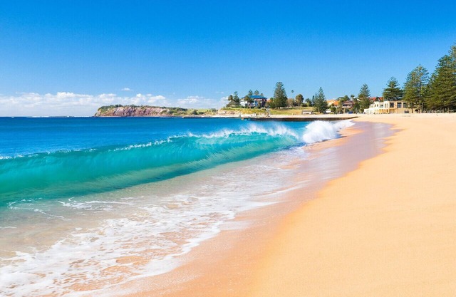Sandy Foot = Close to the Beach