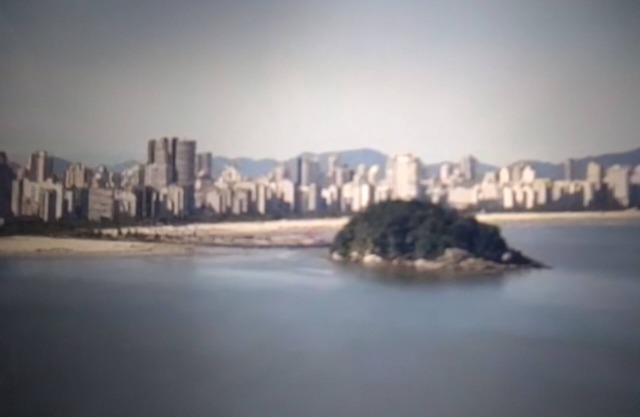 Santos Beach, Jose Menino, Gonzaga, Itararé, 2 minutes on foot. Central.