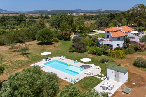 SARDINIA RE - Villa Fioretta Flowers Apartments