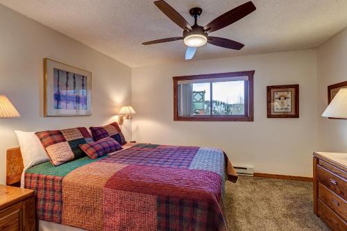 Sawmill Creek Condo 207 by Great Western Lodging