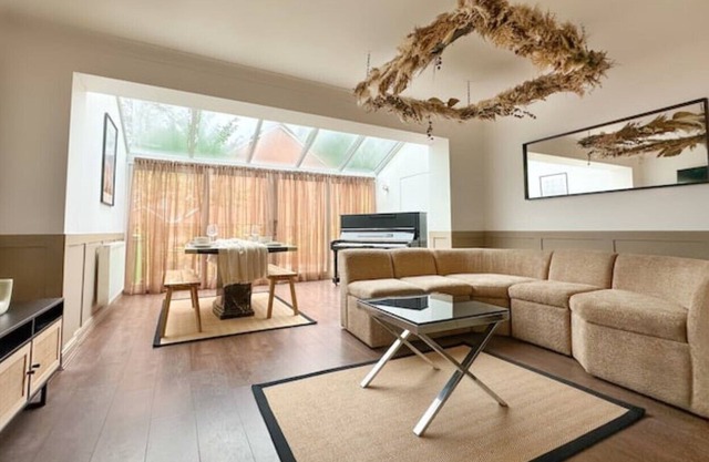 Scandinavian Haus for 8