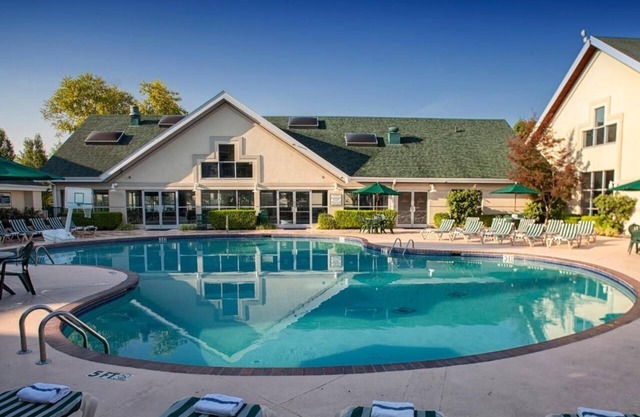 Scenic 2BR Near Branson Fun – Spacious, Clean & Ready for Families | 3 Units