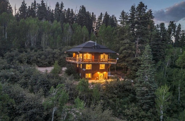 Scenic Stay w/Hot Tub by Park City