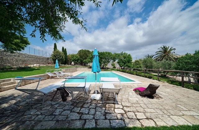 Scifazzo, ancient eighteenth-century baronial Sicilian villa with pool - Ragusa
