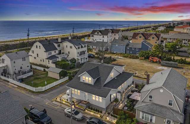 Sea Bright Vista - Ocean Views and one block to the beach!
