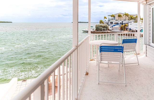 Sea La Vie #197 - Oceanfront, Big Boats Welcome Here!