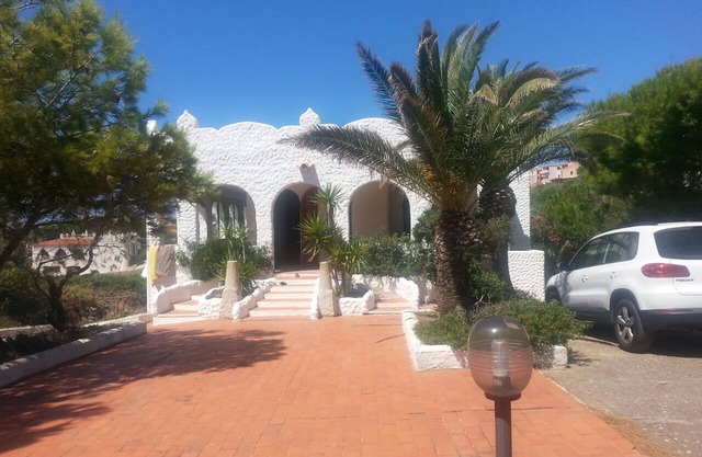 Sea view villa, crystal clear water of Sardinia, comfort and relaxation